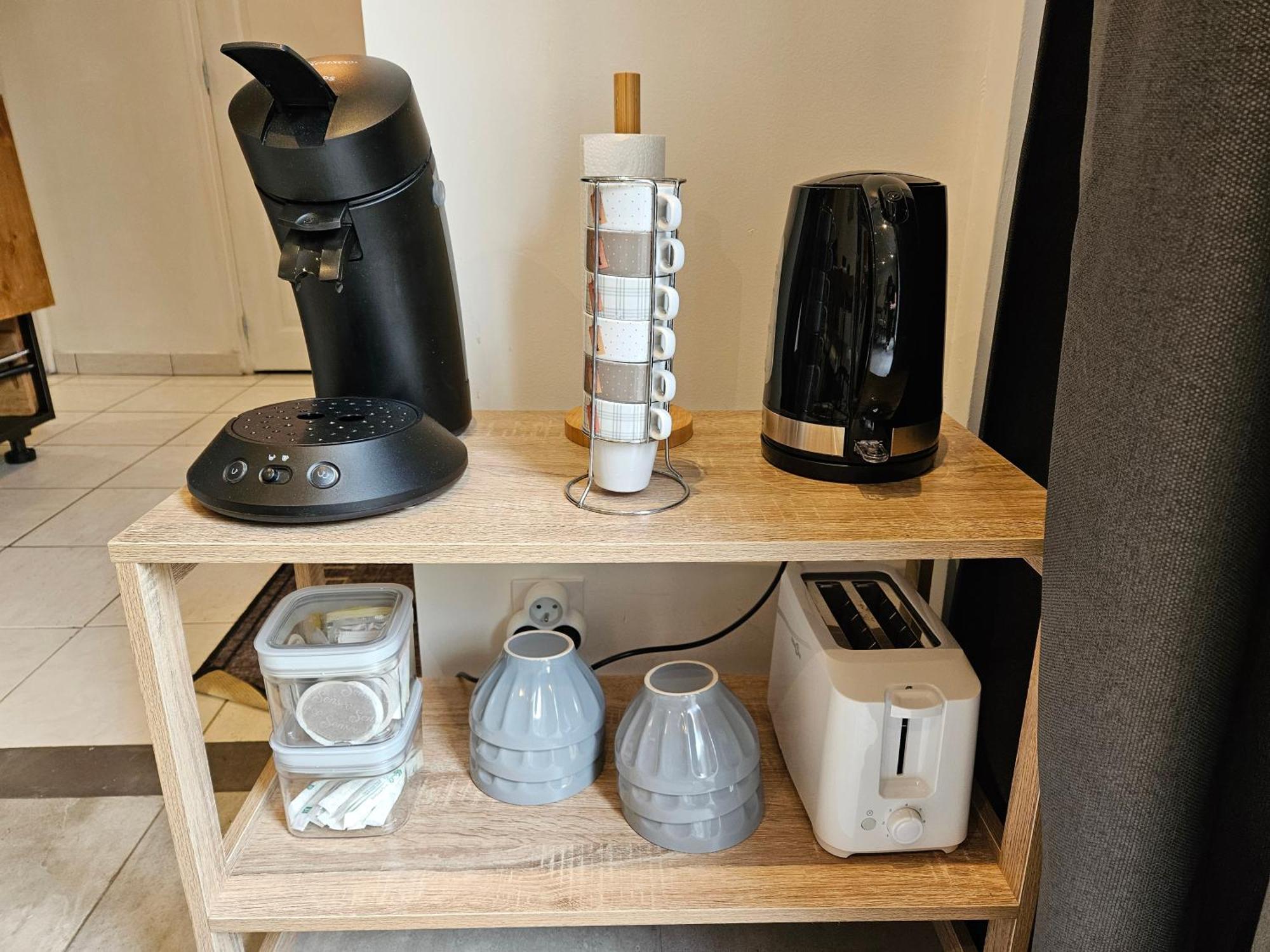 Refuge Urbain - Ideal Pro, Familles & Amis - Le Calme En Hypercentre - Wifi Haut Debit - Netflix - Machine A Laver - Gare, Cathedrale, Commerces, Restaurants & Transports En Commun A Moins De 10 Minutes A Pied Reims Kültér fotó