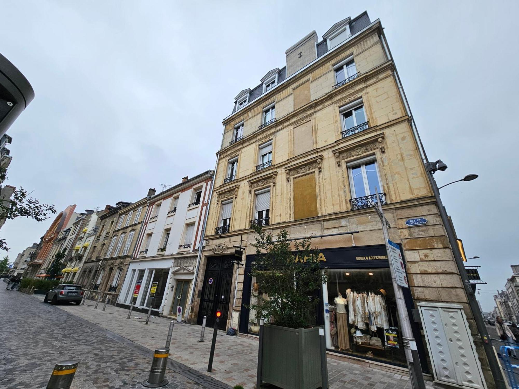 Refuge Urbain - Ideal Pro, Familles & Amis - Le Calme En Hypercentre - Wifi Haut Debit - Netflix - Machine A Laver - Gare, Cathedrale, Commerces, Restaurants & Transports En Commun A Moins De 10 Minutes A Pied Reims Kültér fotó