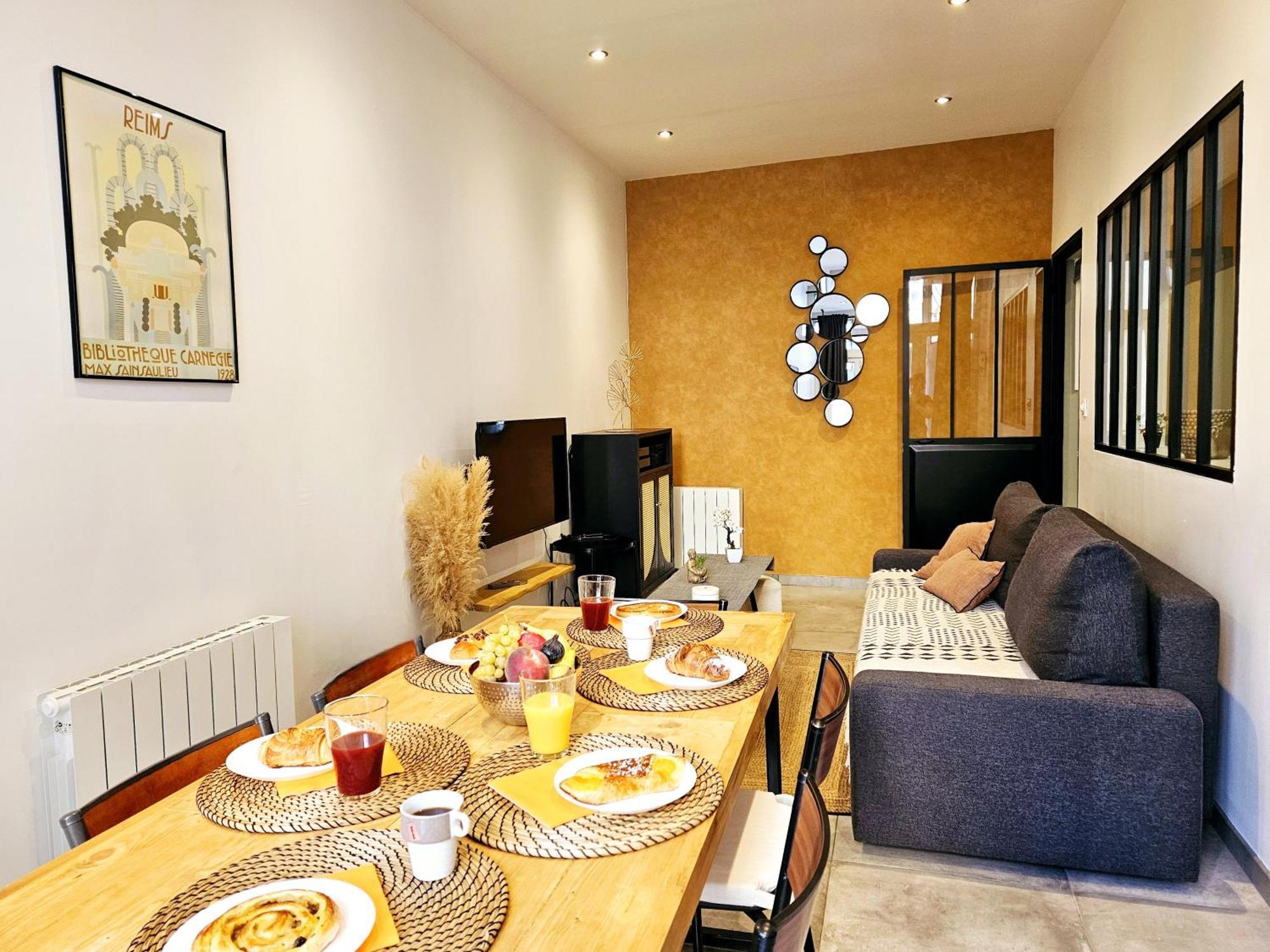 Refuge Urbain - Ideal Pro, Familles & Amis - Le Calme En Hypercentre - Wifi Haut Debit - Netflix - Machine A Laver - Gare, Cathedrale, Commerces, Restaurants & Transports En Commun A Moins De 10 Minutes A Pied Reims Kültér fotó